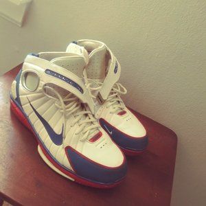 VINTAGE KOBE NIKE SNEAKERS 2K4 ALL-STAR EDITION